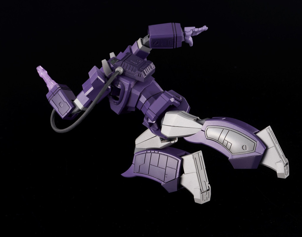 Flame-Toys-Furai-Model-G1-Shockwave-14
