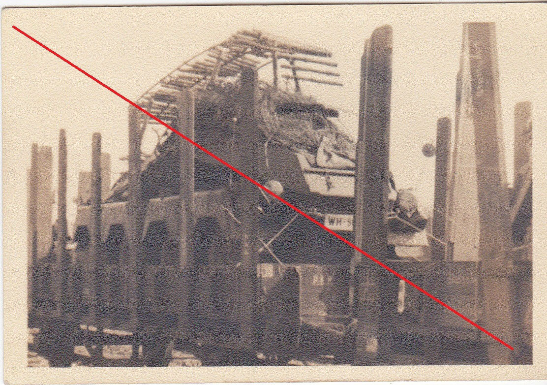 Foto Achtrad Panzerspähwagen bei Bahnverladung D