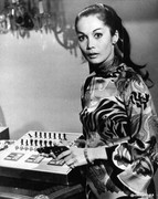 nancy-kwan-a99