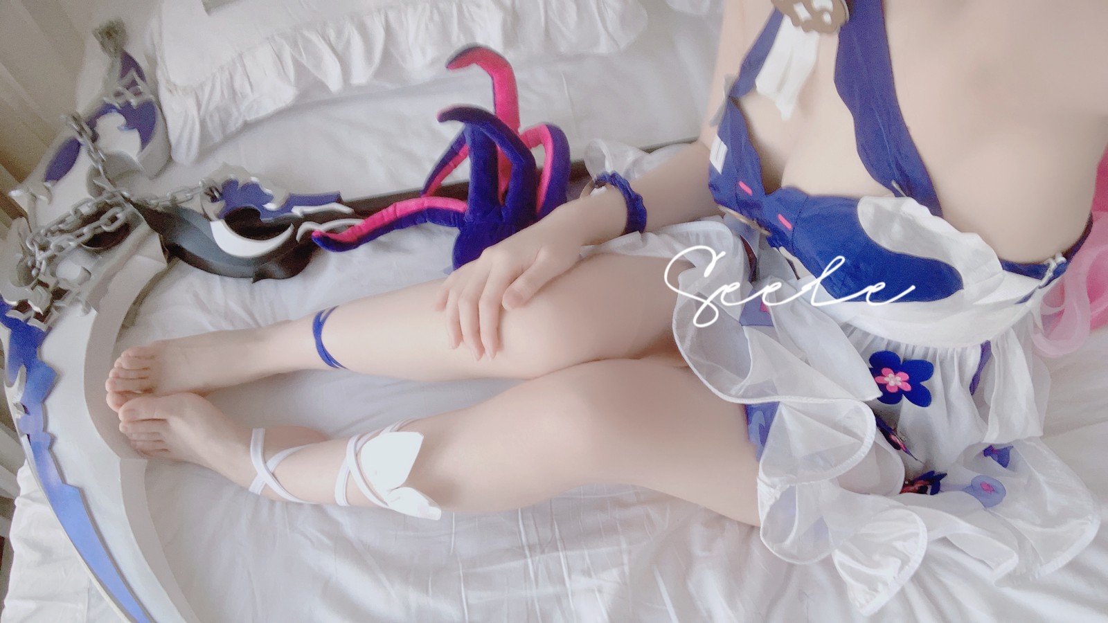 Seele麦麦彼岸浪花 Cosplay｜经典希儿海边高清写真（82P-460MB插图5