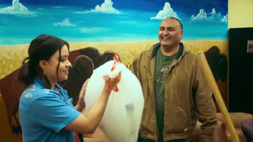 [Image: kyro4hvn53w6.jpg]