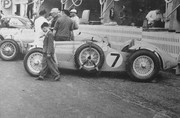 24 HEURES DU MANS YEAR BY YEAR PART ONE 1923-1969 - Page 21 50lm07-T-L-MD-Pierre-Meyrat-Guy-Mairesse-5