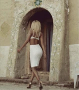 Rihanna-Forever-Strong-by-Tom-Munro-ELLE-US-2012-7