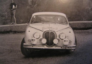  1964 International Championship for Makes - Page 6 64taf75-Jag3-8-MKII-B-Consten-C-le-Guezec-1