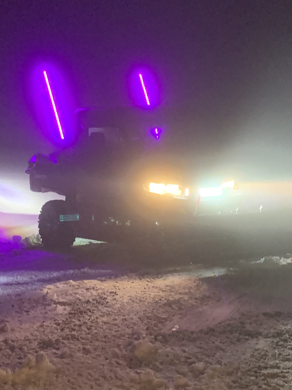 FB5359D6-D1B3-4F6C-A525-02C5E7F01802