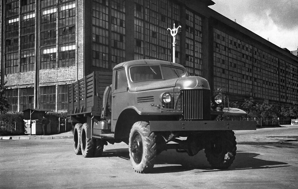 ЗИС-151 чб (5)
