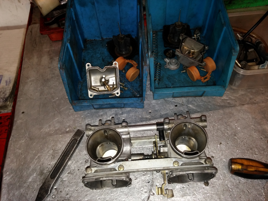 CAM03369