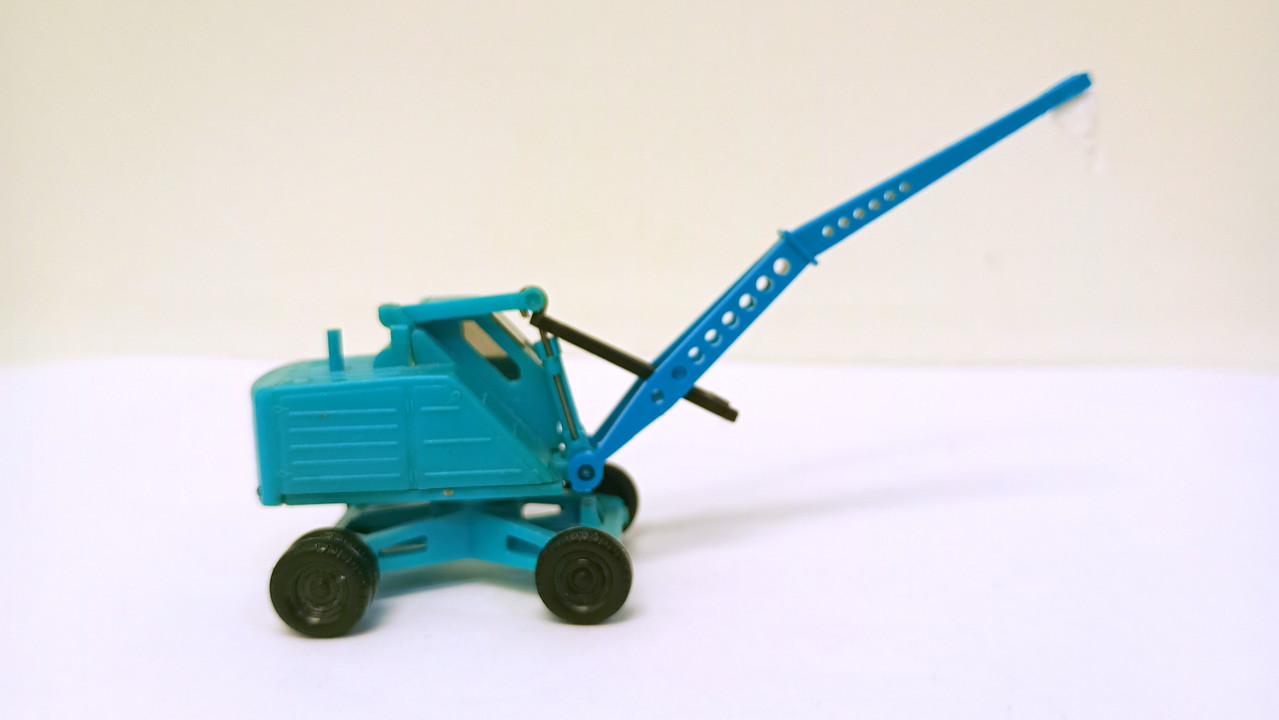 Mach (3675)