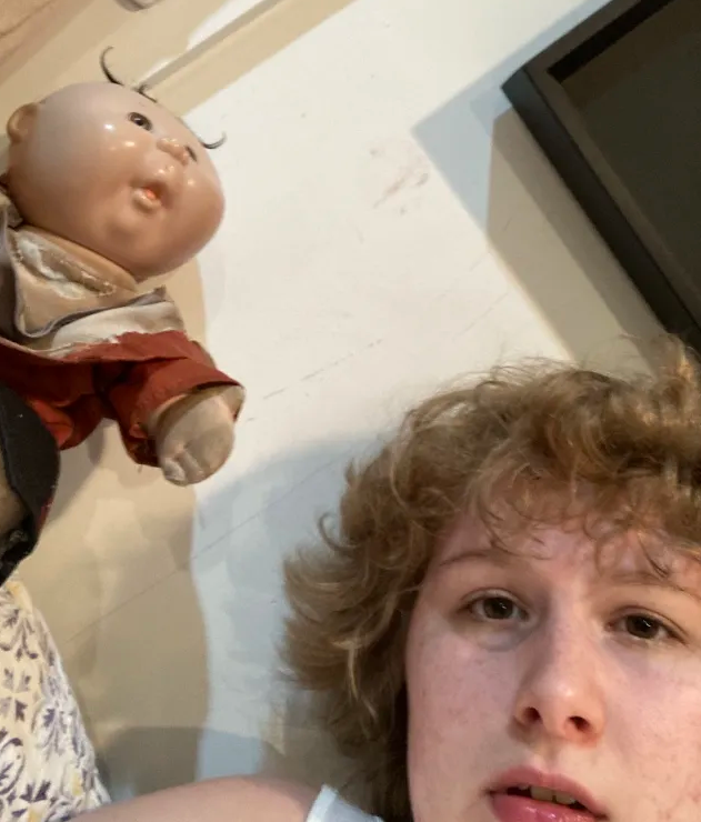 hocus took a selfie with max!