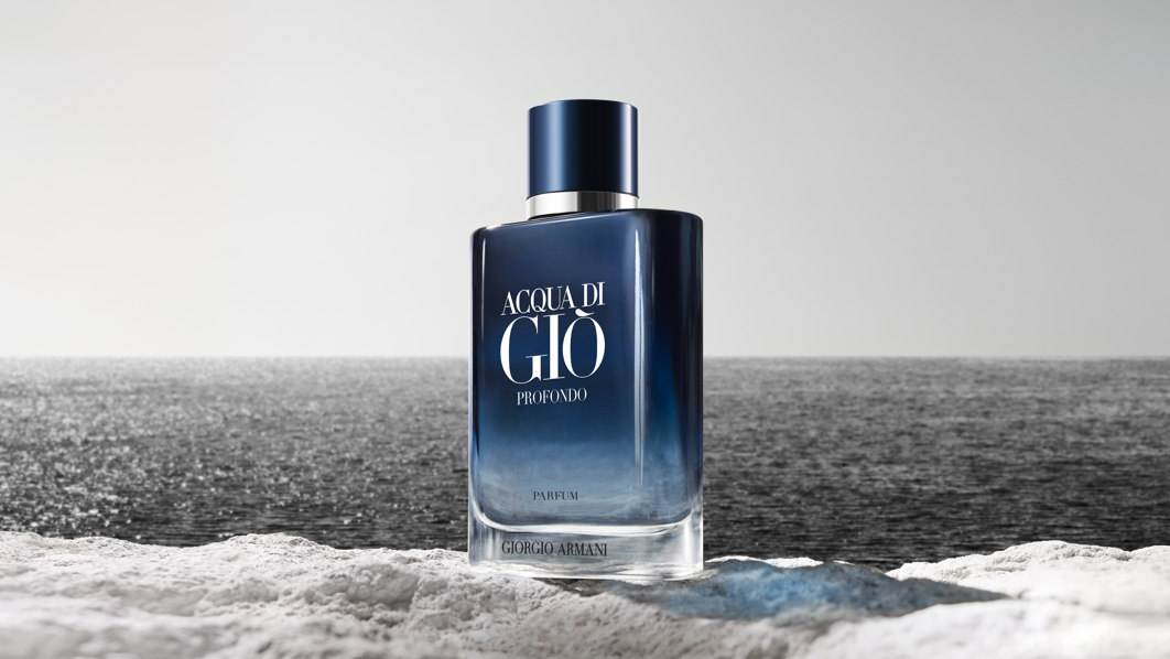 Acqua Di Giò Profondo, il nuovo profumo per l'estate 2024 Acqua Di Giò Profondo, il nuovo profumo per l'estate 2024