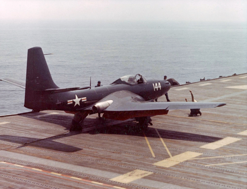 5  FH-1 VF-17A on USS Saipan May 1948 (2)