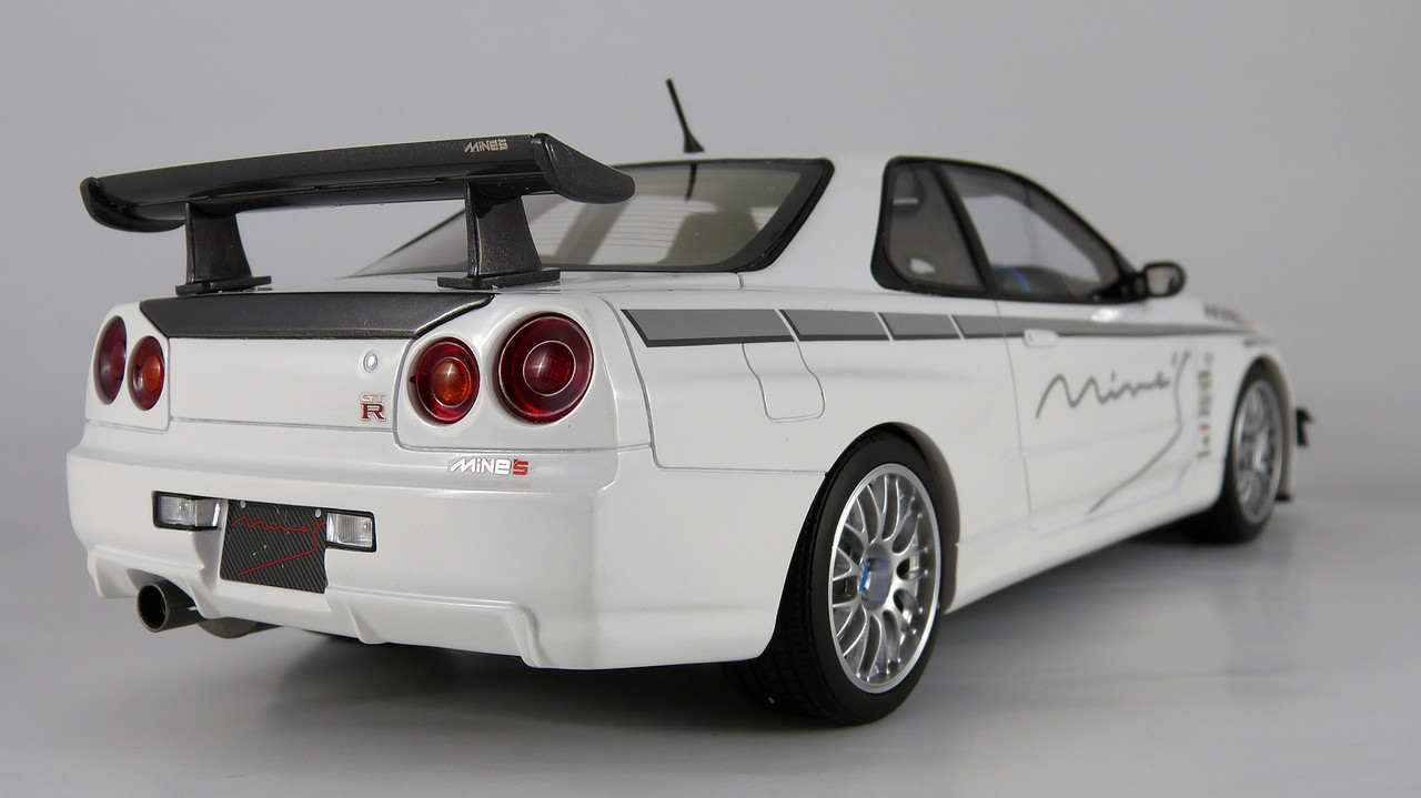 1:18 Otto Nissan Skyline GT-R (R34) Mine's 2011 | DiecastXchange Forum