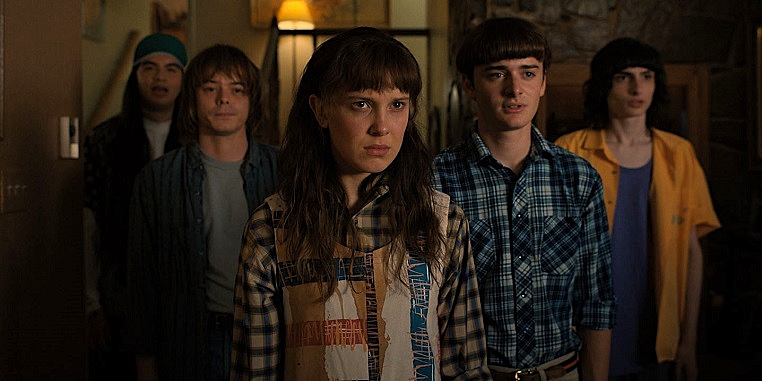 STRANGER-THINGS-1-FOTOR.jpg