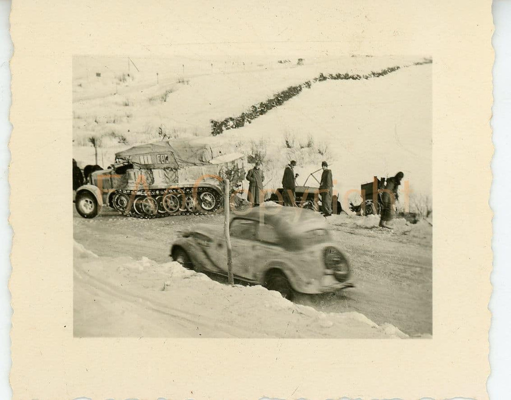 Russland Halbkette SPW Sd.Kfz. Kämpfe Tarn Camo 