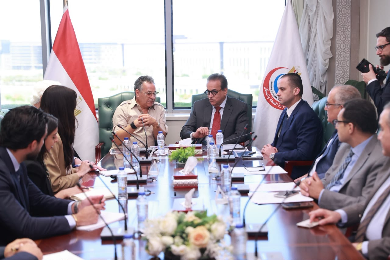 وزير الصحة يبحث مع مجموعة «سان دوناتو» الإيطالية معدلات تنفيذ مستشفى هليوبوليس الجديد 
