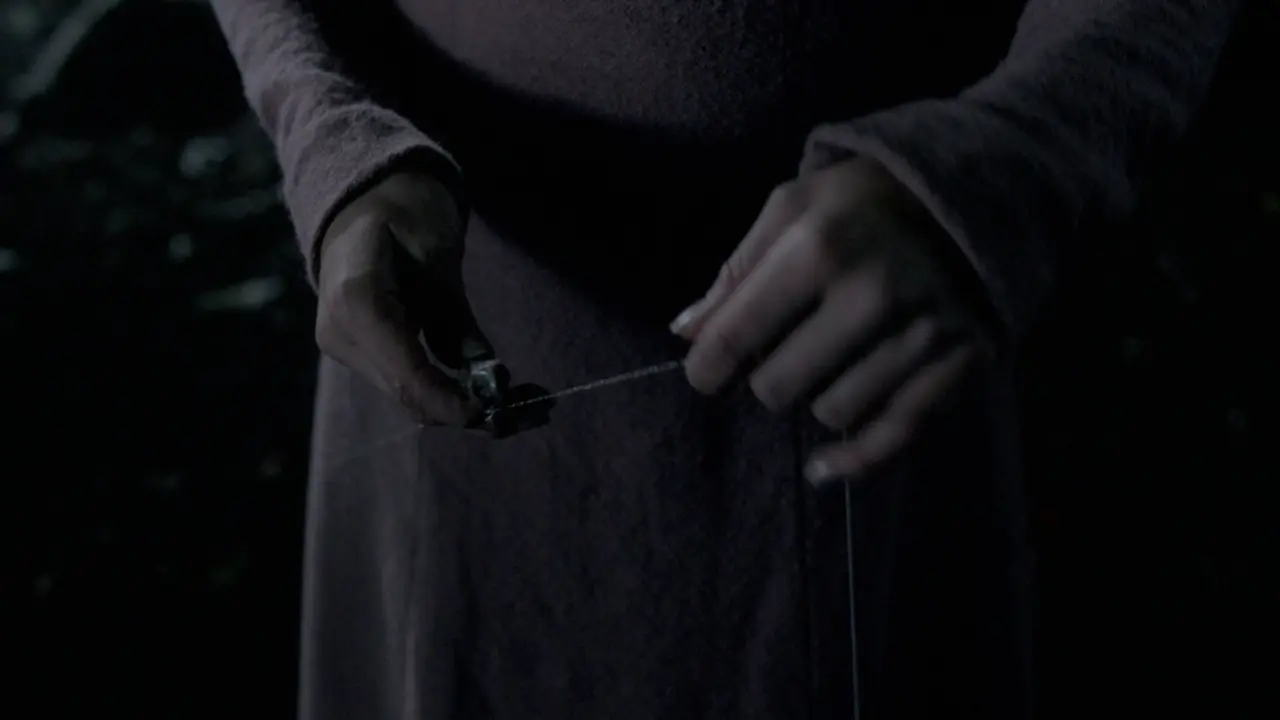 The.White.Queen.S01E01.Innamorata.del.re.1080p.BDMux.ITA.ENG.DDP5.1.DTS.x264-BlackBit[screenshot 6]