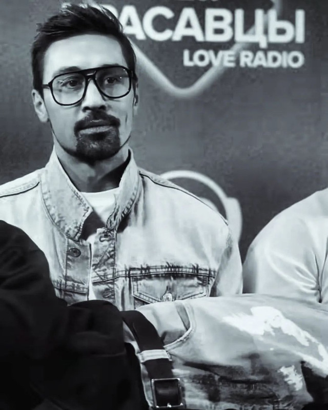 6. Лав радио