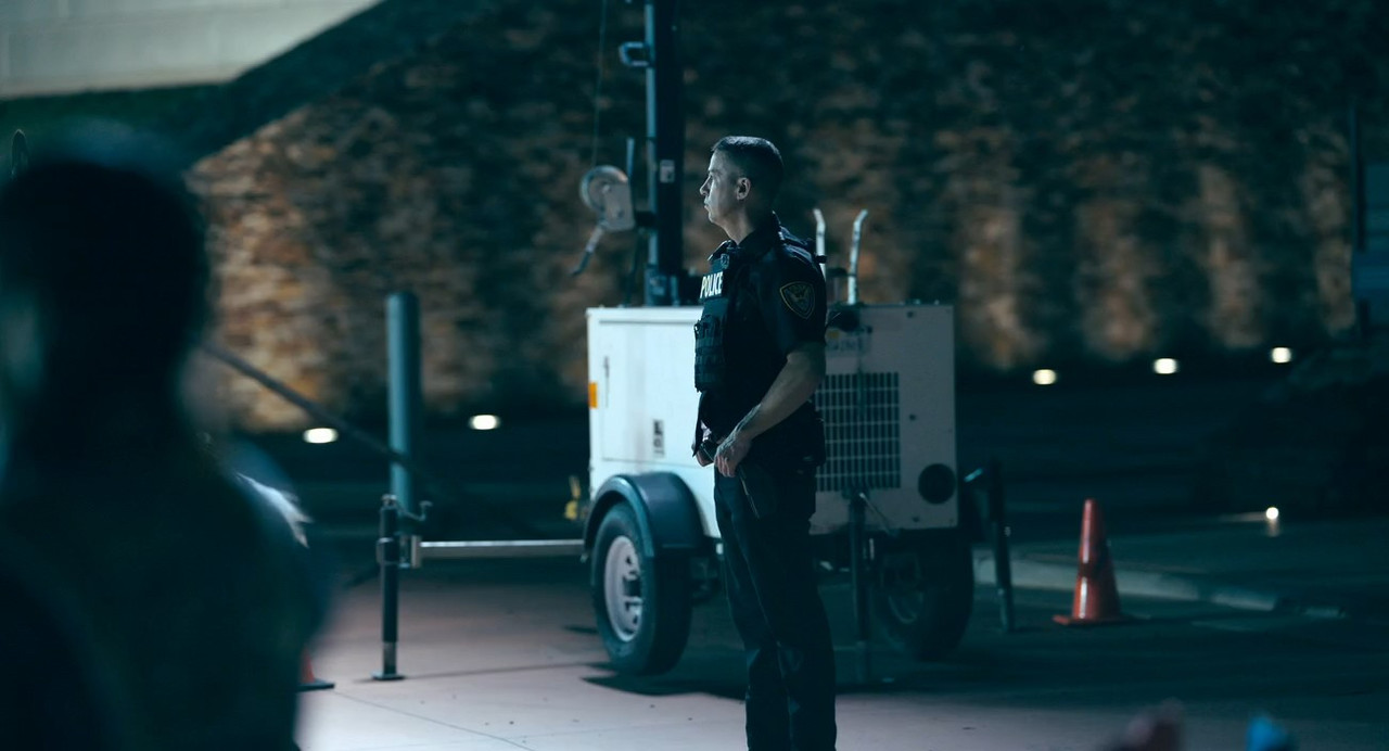 Fancy Dance (2024) .mkv 720p WEB-DL DDP 5.1 iTA ENG H264 - FHC.mkv_snapshot_01.25.43.472