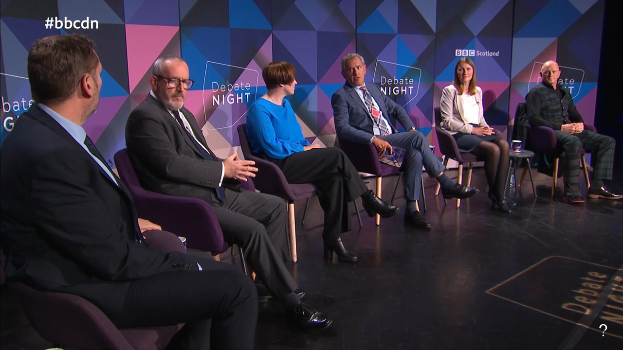 09.28 - 23.30.00 - Debate Night. 10 24. Current affairs discussion. M....ts_snapshot_00.43.13.088