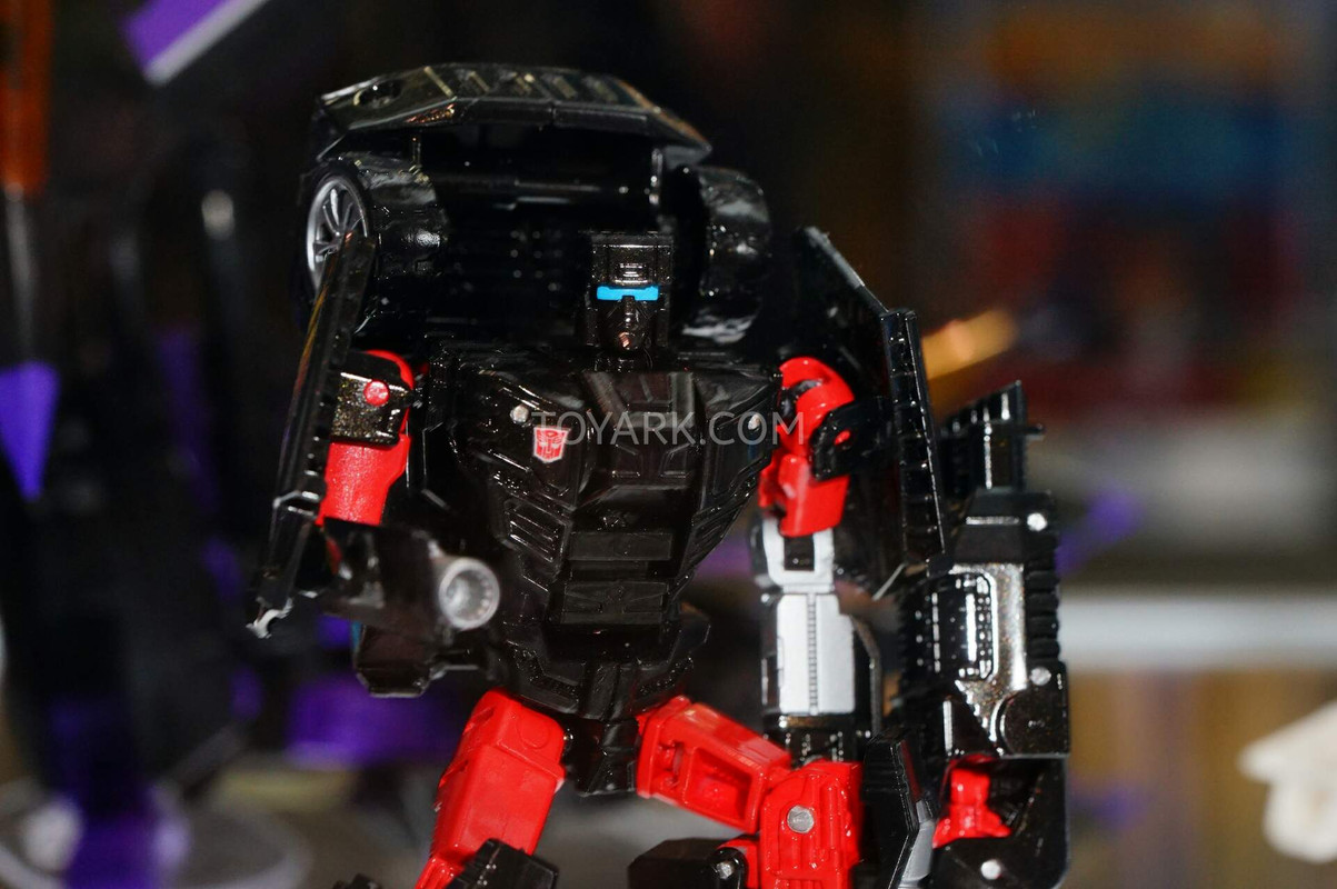 SDCC2015-Hasbro-Transformers-Combiner-Wars-051
