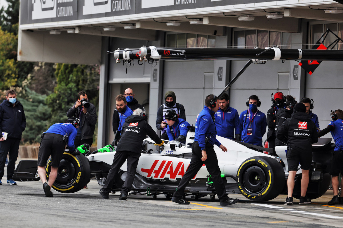 [Imagen: f1-test-barcellona-day-3-gallery-fotografica-24.jpg]