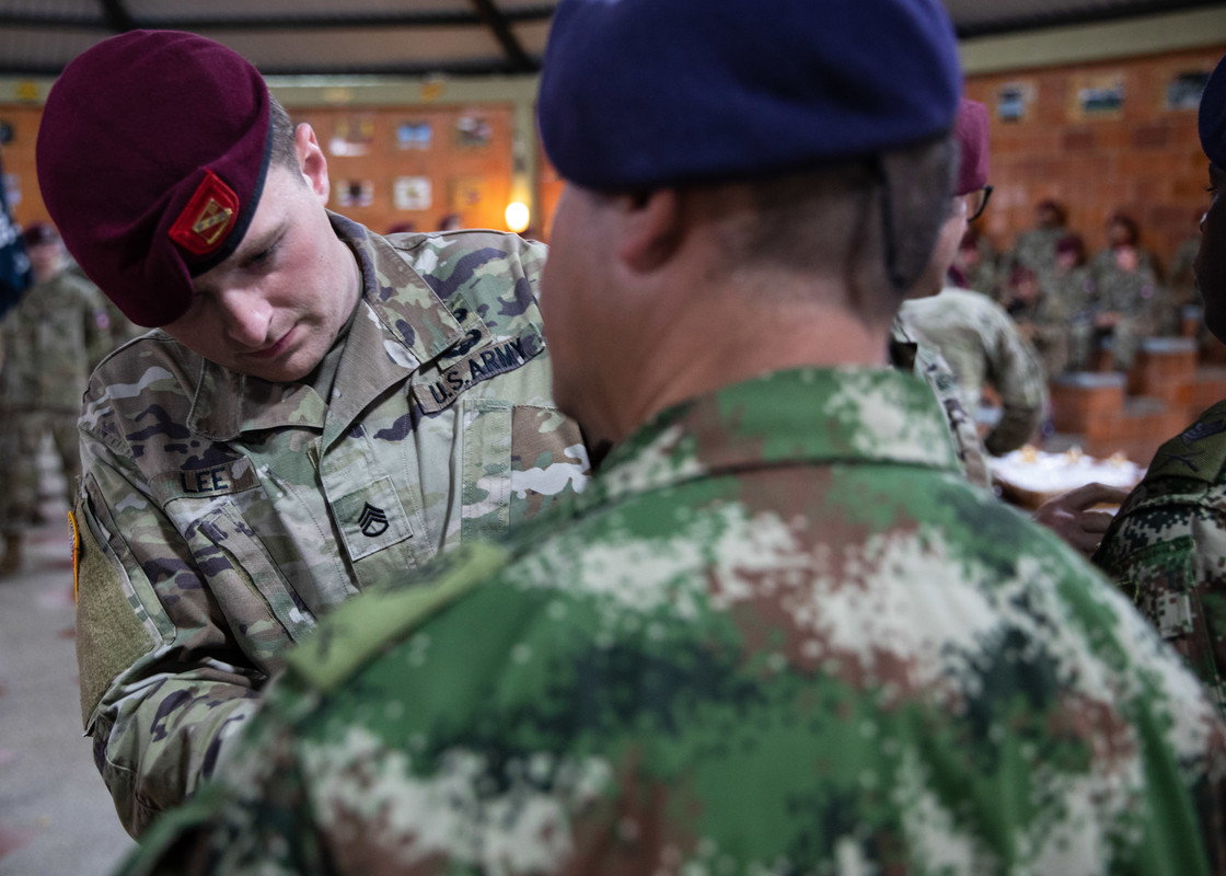 X200127-A-UV471-100 (10)