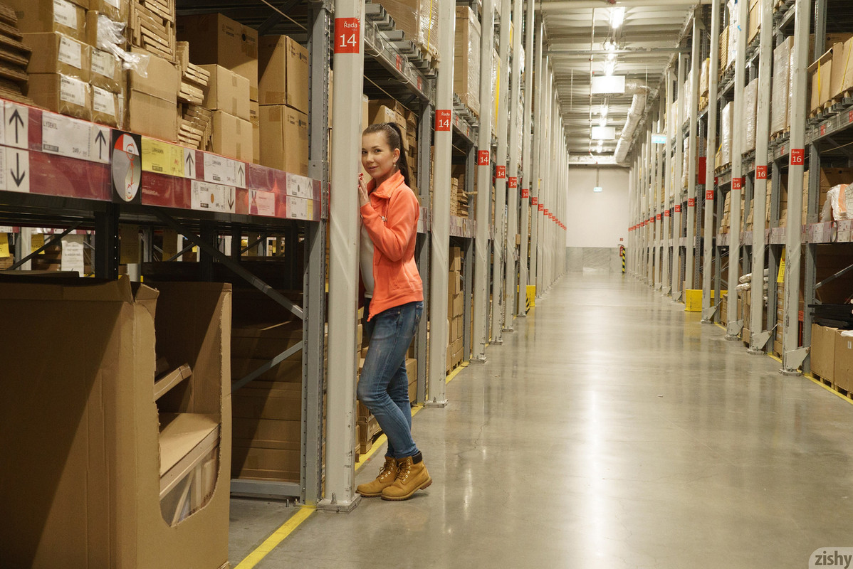 full_004_08495610032302425