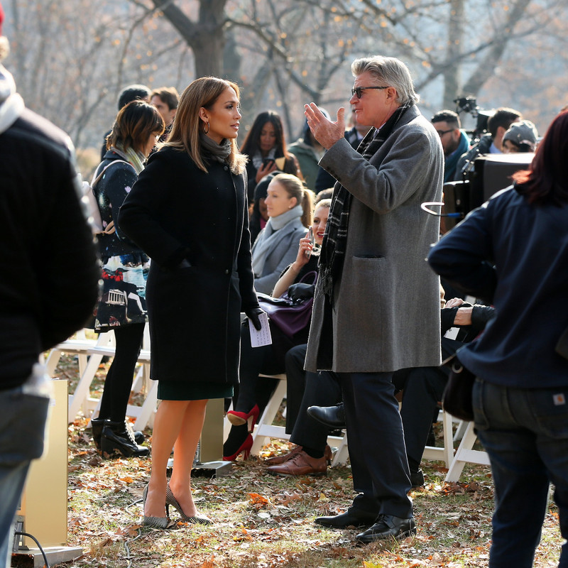 jennifer-lopez-quotsecond-actquot-set-new-york-city-december-4th