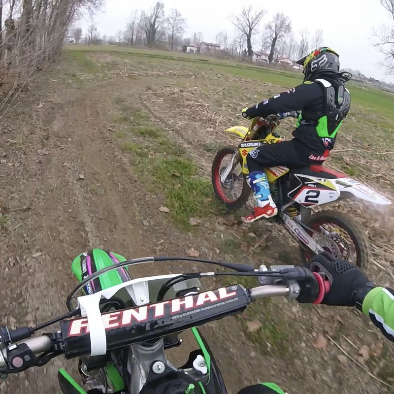 7D2B96B2-EA92-47FE-B945-F208CAE51B8F