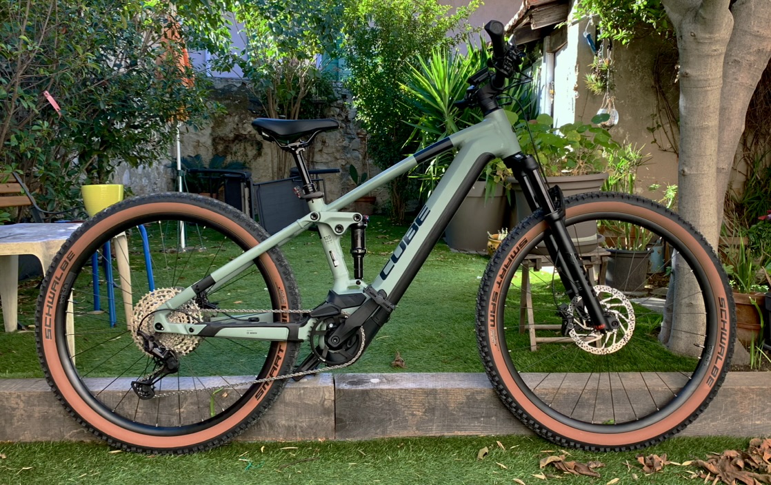 9D854781-0E3A-4DB2-A4C8-9CAEE562B665_1_105_c