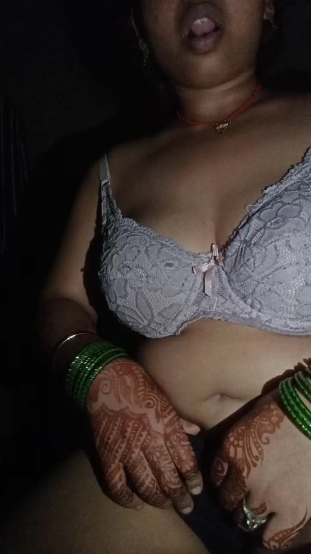 Rani ahana Tango Live.mp4_snapshot_00.10.163