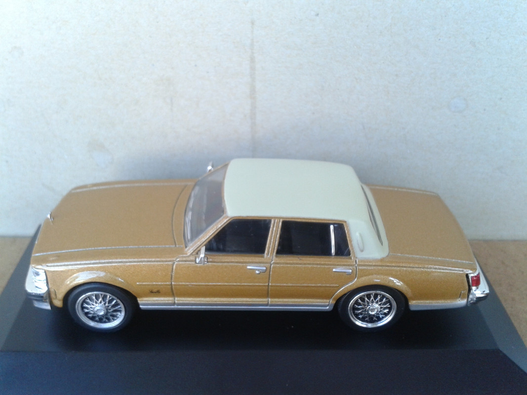 1978 Cadillac Seville Mk I Elegante (Universal Hobbies - DelPrado) (7)