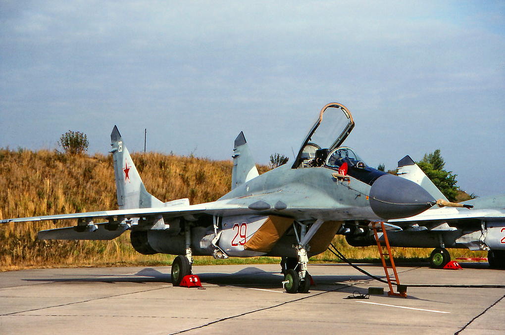 MiG-29S, 29 rot 2