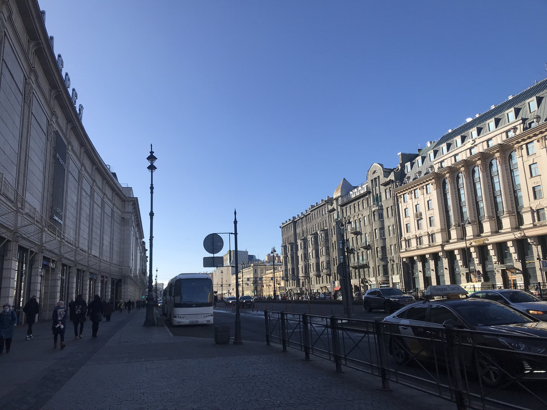 F9B8D626-F566-4CC7-AD39-D2AA46D8C9AF