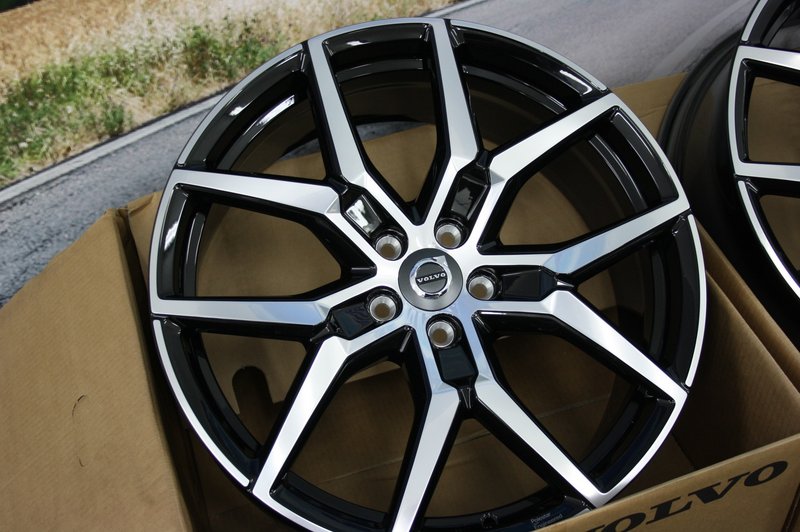 Polestar-20inch-V60II-S60III-velgen-rims-6