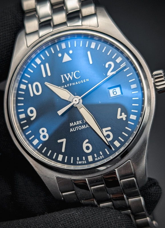 PXL 20260207 003623704 PORTRAIT