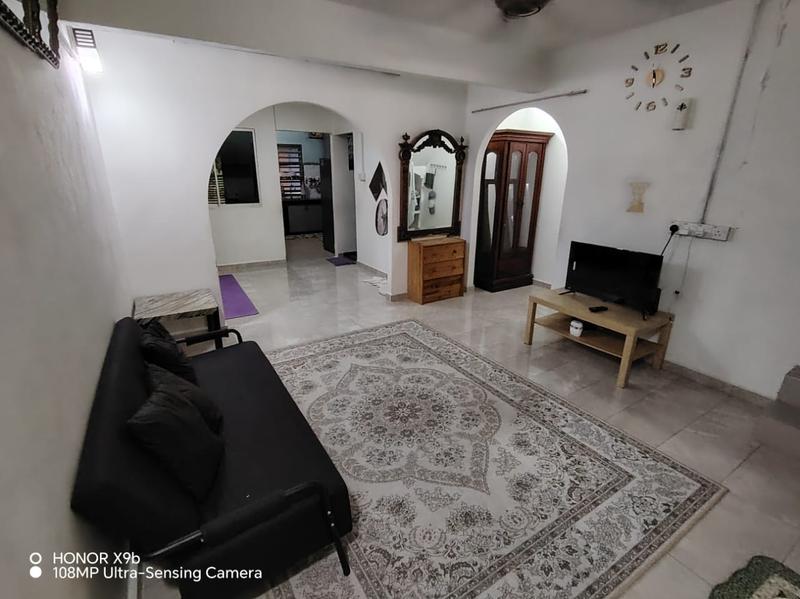 Ruang Meranti Homestay Batang Kali