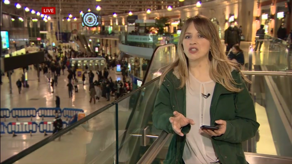 BBC London News_20220218_18301900.ts_snapshot_11.57.041