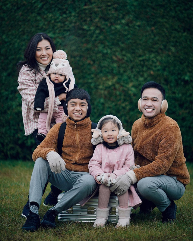 Foto Liburan ala keluarga Ruben Onsu