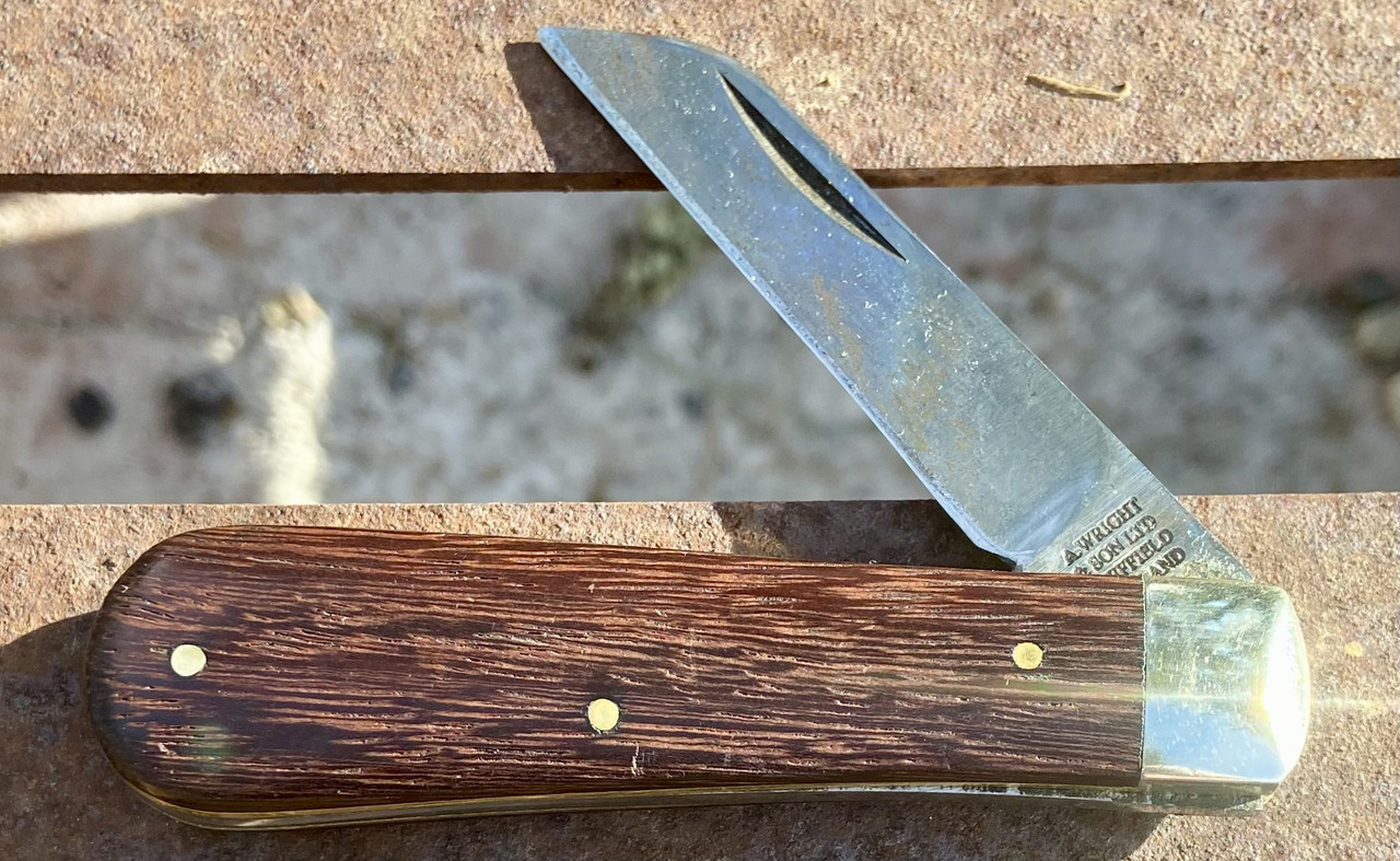 96FA71B7-05C1-405B-8185-A519F144469A_1_201_a