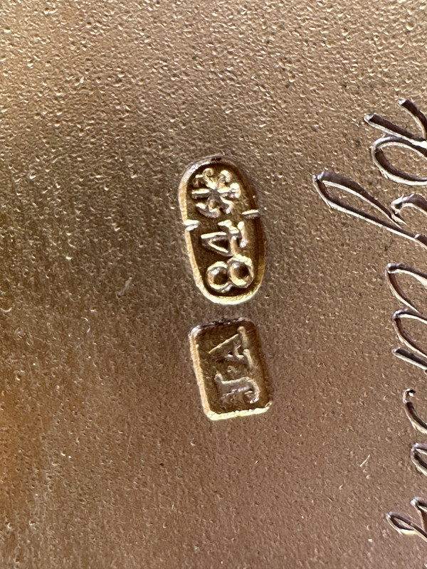 018E8D2C-9C86-4E3F-B2DD-E40AEB4C3799