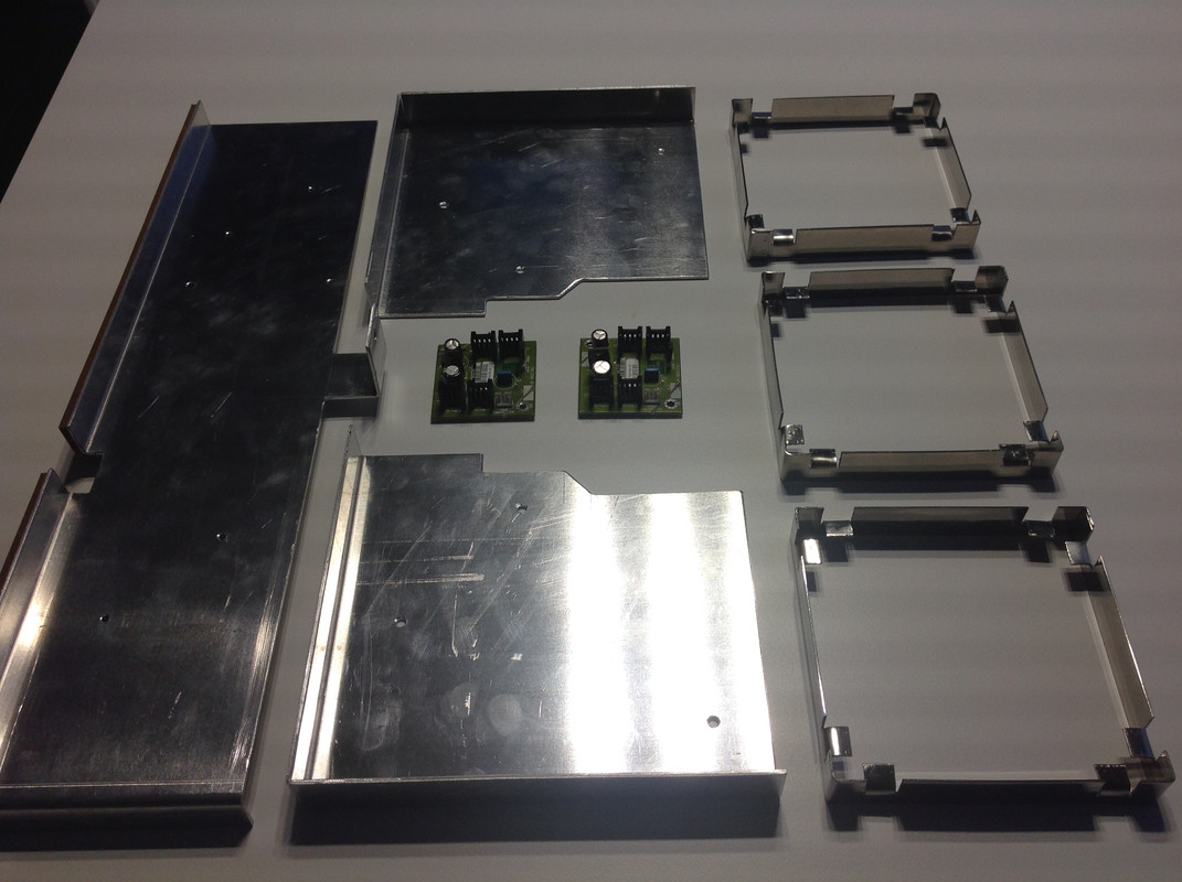 Metaalwerk   fan-speed regulators