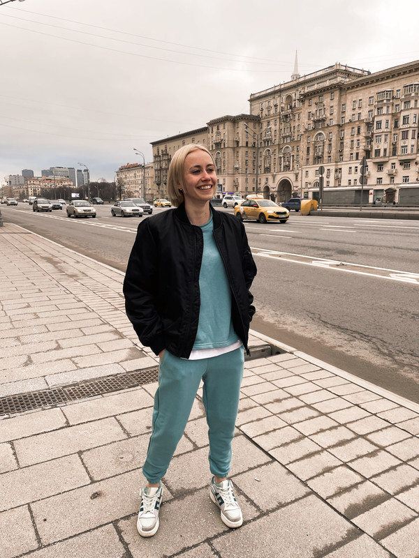 657BA7E4-84F9-460C-BB06-3179838B3315