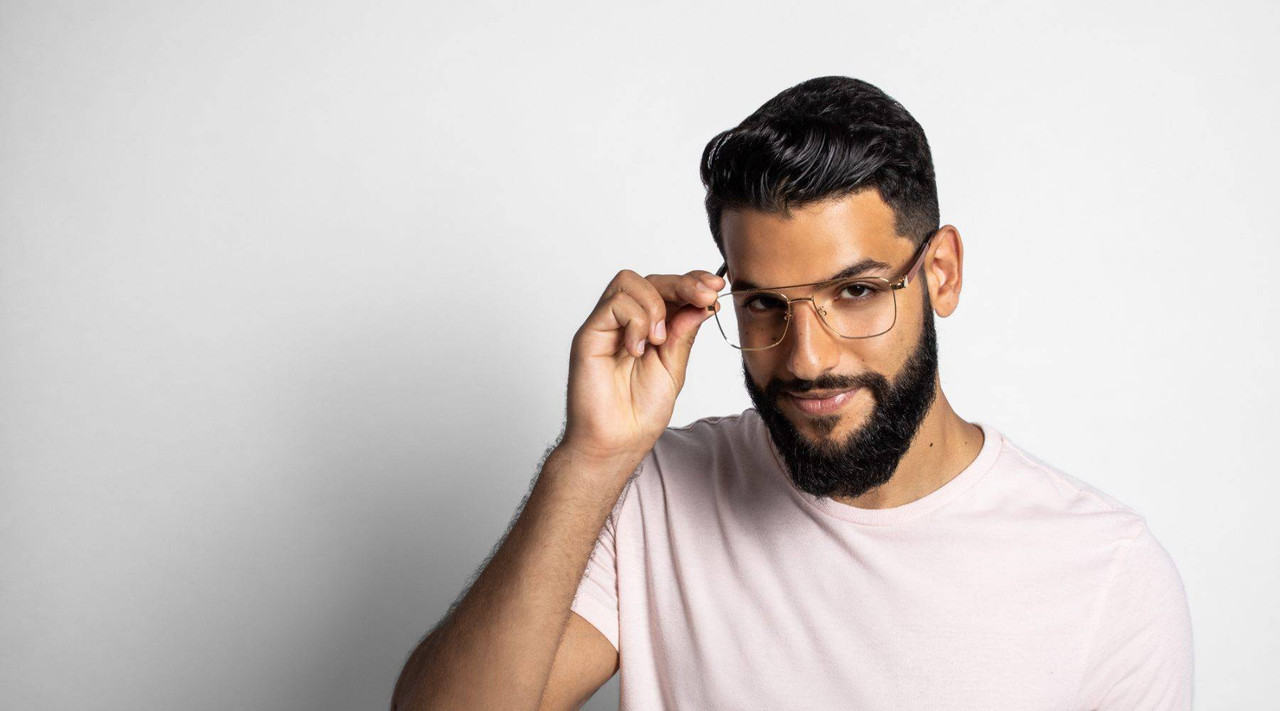 Best Frames for Diamond Face Shape