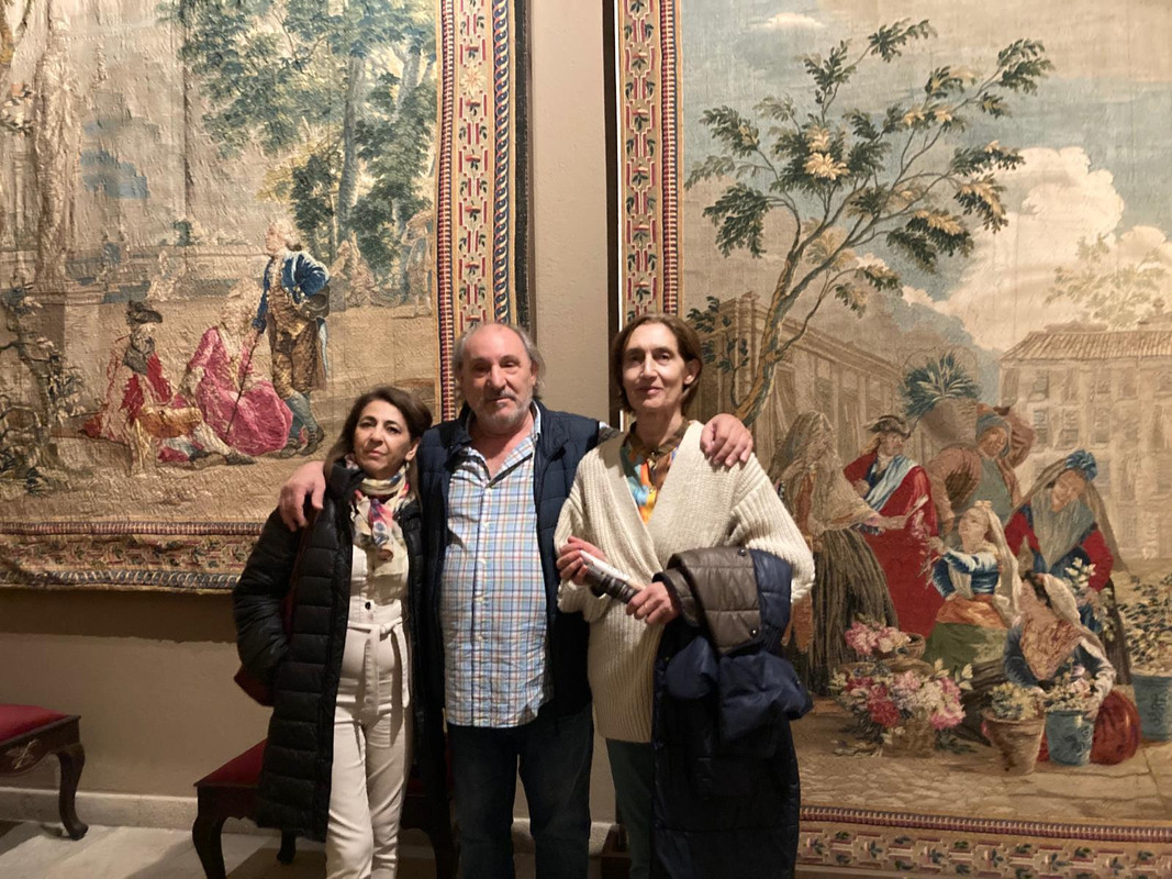 f688f2fe-b46b-4bf3-81fe-4b2d4e6f1a1c (1)