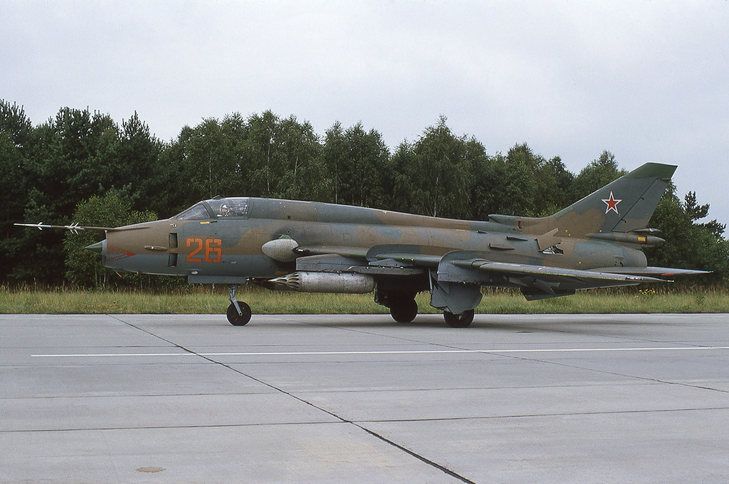 20 GvAPIB Su-17M4 26 orange_Aug 1991