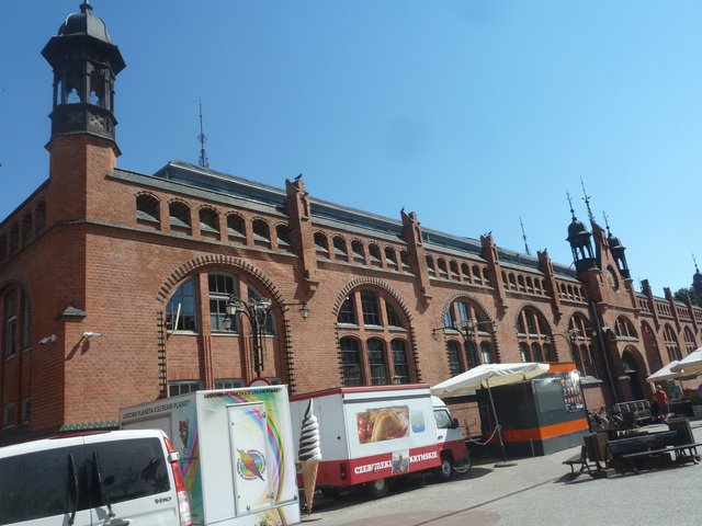 Gdansk en 3 dias y medio. - Blogs de Polonia - DIA 2.- Paseo por el centro:  calle Dluga, iglesia de S. Maria,  muelles,  grúa (2)