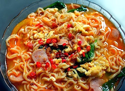 Ilustrasi menu seblak mie