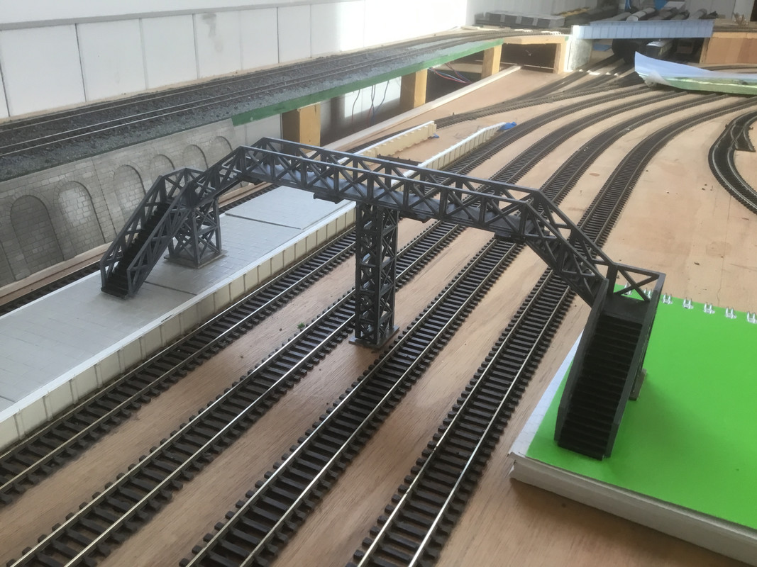 8E2E7DD7-7EF8-48E2-9043-6EB52CF4C654