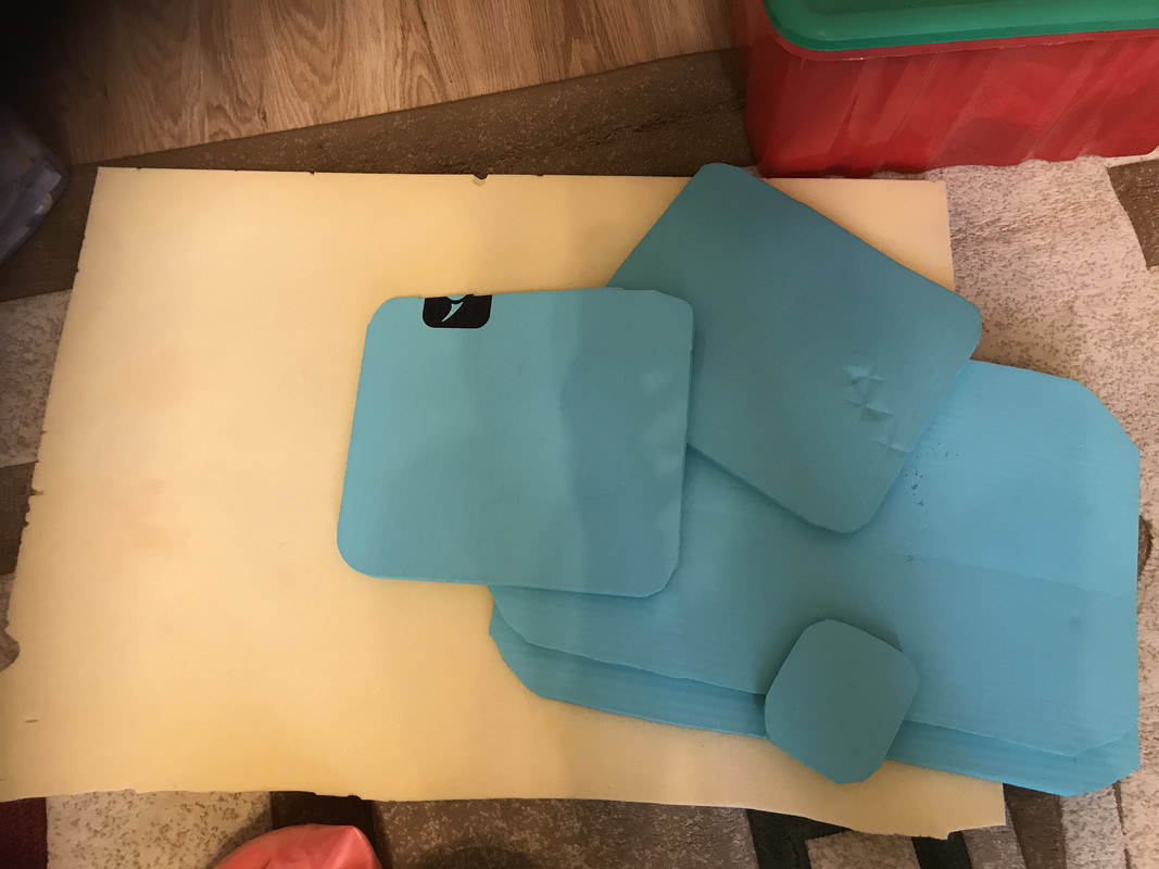 AFC2E806-1215-4F3D-BA2C-97CD49E0D6B6